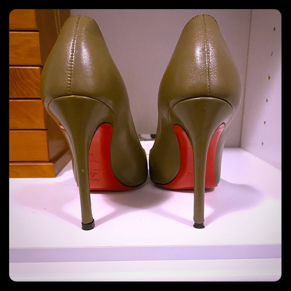 Christian Louboutin Shoes - Christian Louboutin 120 mm Pigalle olive size 36